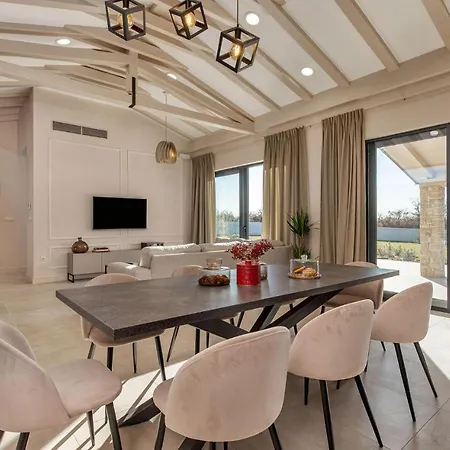 Nola Ferienhaus Visocane